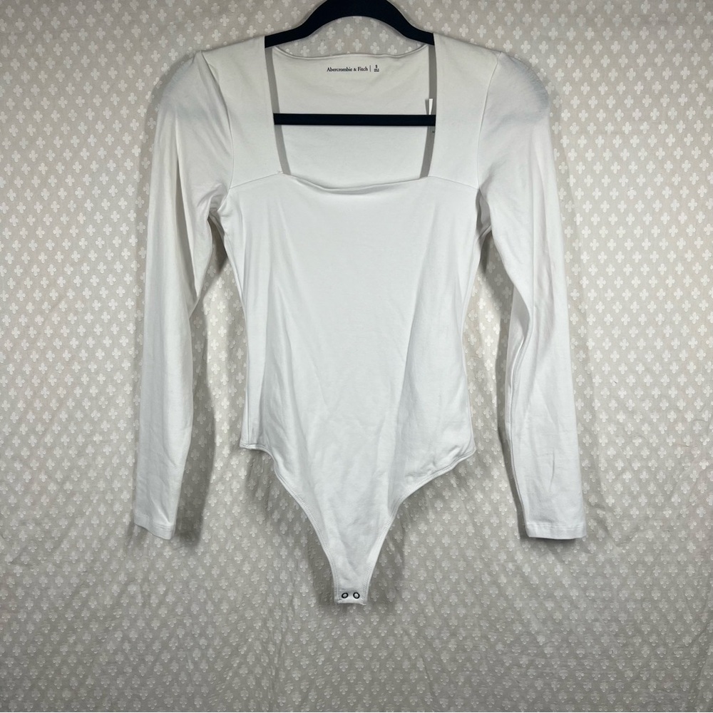 Abercrombie‎ & Fitch NWT White Square Neck Long Sleeve Bodysuit - Picture 2 of 6